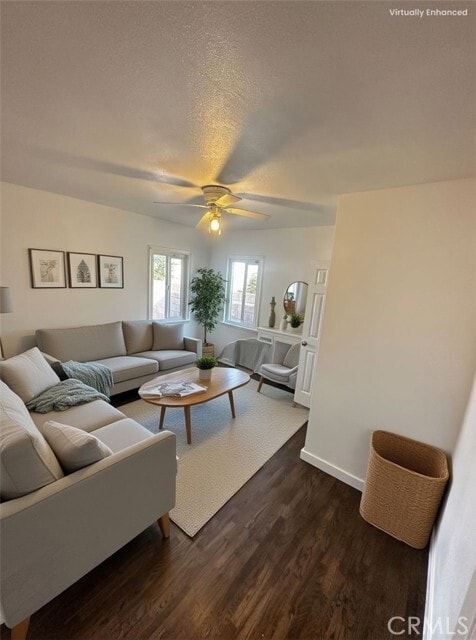 Building Photo - 1047 E Spicer St