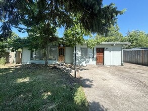 Building Photo - 3817 E Amazon Dr