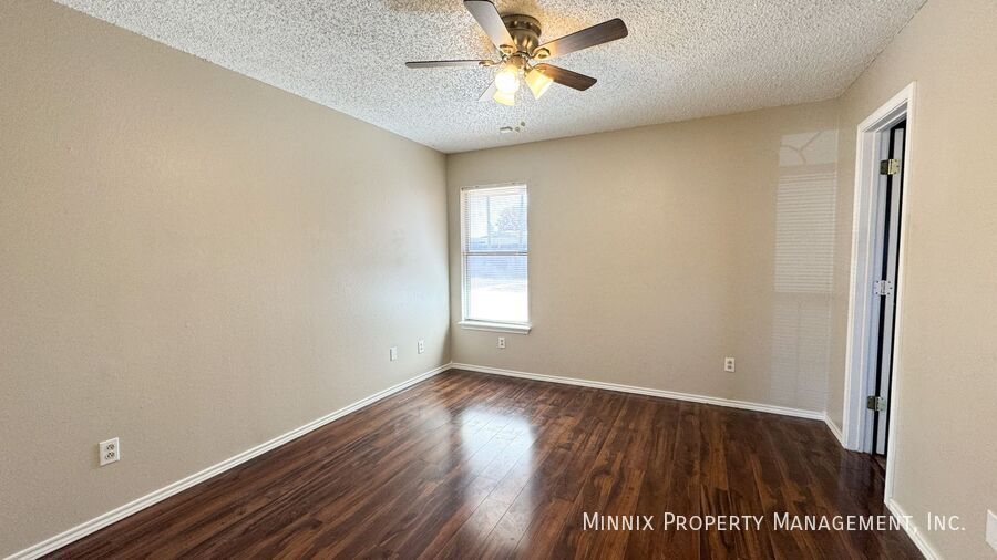 Building Photo - 2509 79th St