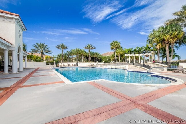 Building Photo - 4644 Cadiz Cir
