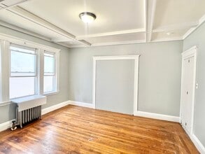 Building Photo - 43 Hamilton St