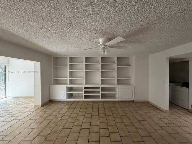 Building Photo - 1668 N Goldeneye Ln