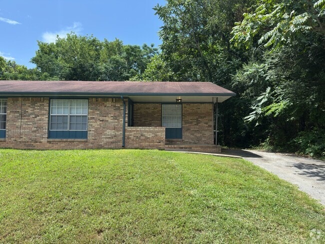 Building Photo - 8726 Millard Lee Ln