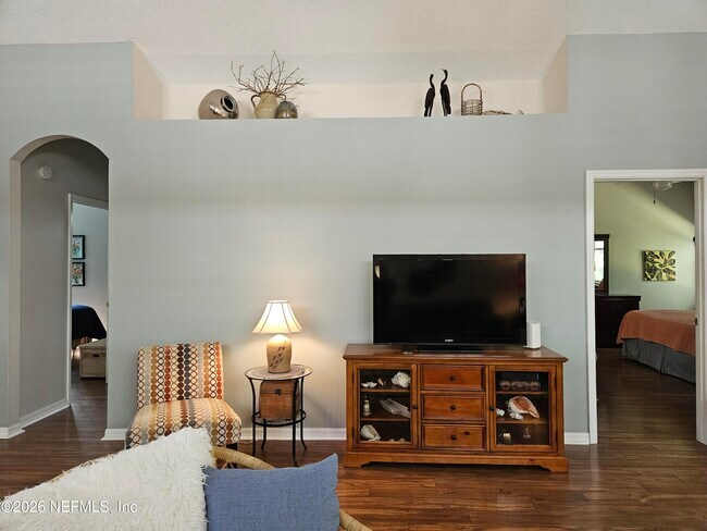 Building Photo - 612 Sand Isles Cir