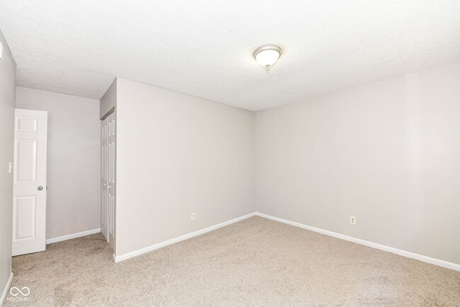 Building Photo - 8506 Friendship Ln