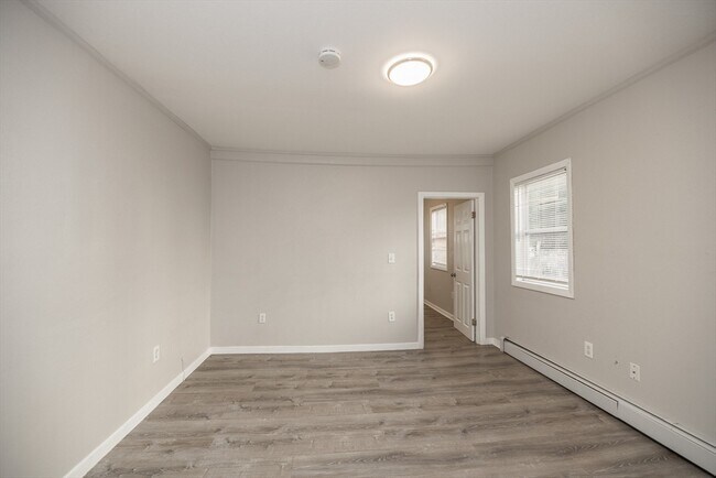Building Photo - 61 Ellsworth St