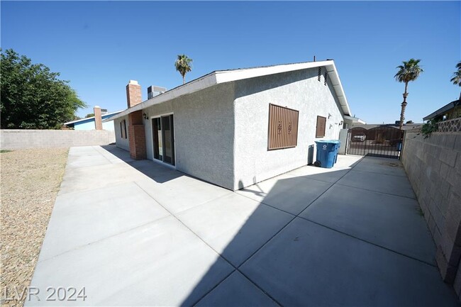 Building Photo - 5434 Cleek St