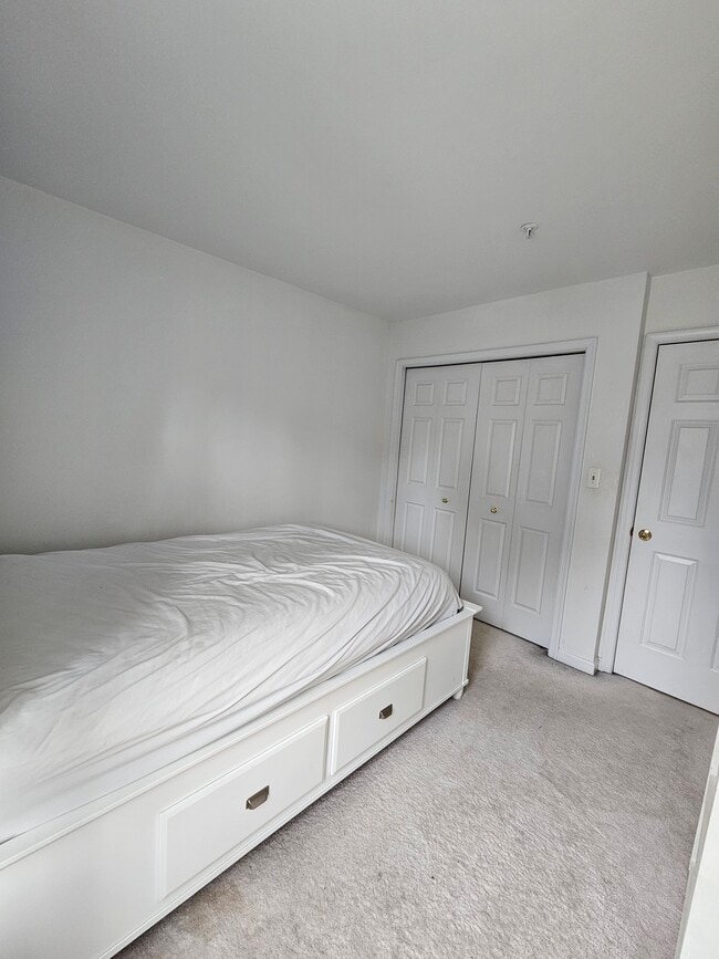Building Photo - 16831 Centerfield Way