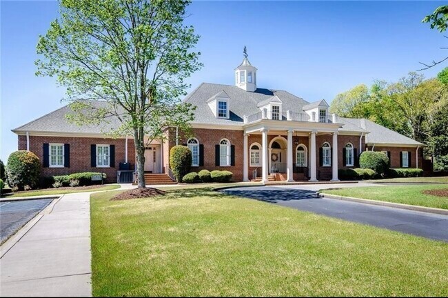 Building Photo - 3234 Championship Dr