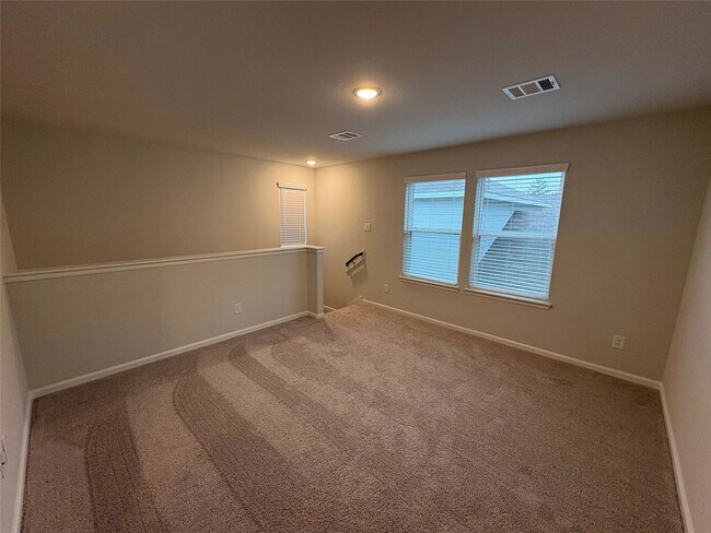 Building Photo - 56 Valiant Ridge Trail