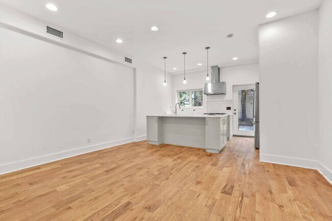 Building Photo - 461 Prospect Ave