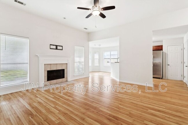 Building Photo - 70252 8th St