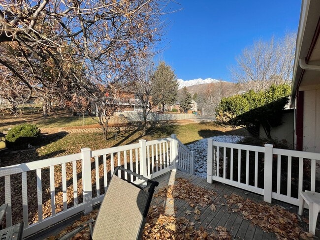 Building Photo - Spacious House on the Northeast Bench in Orem