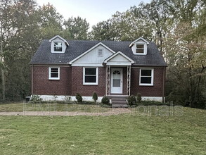 Building Photo - 2905 Ironwood Dr