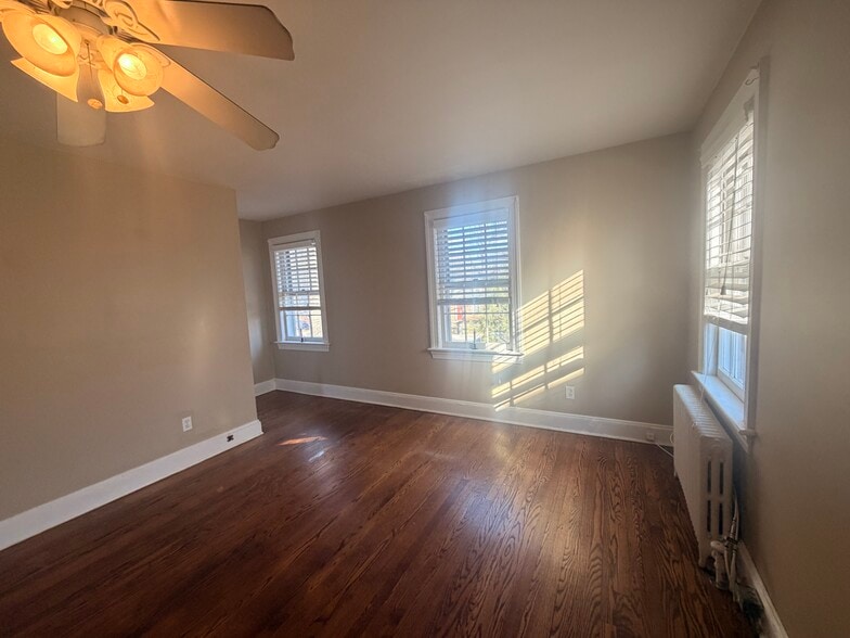 Building Photo - 8402 Flower Ave