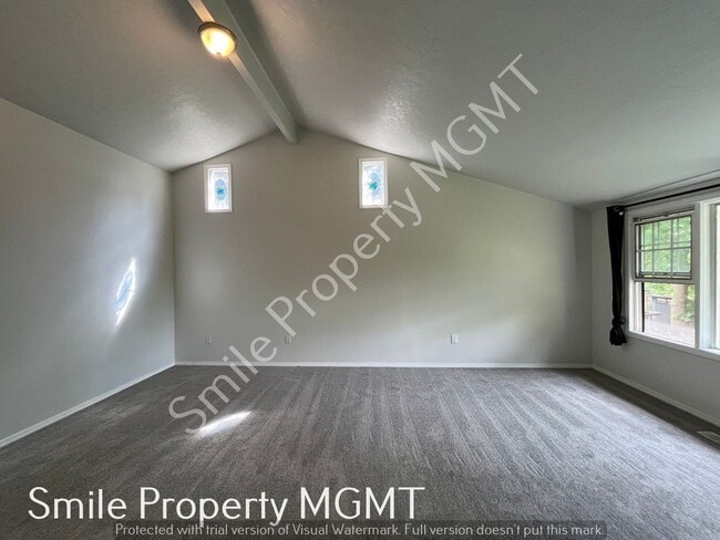 Building Photo - Spacious 5 bedrooms house in Beaverton