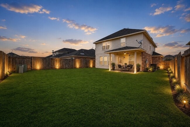 Building Photo - 12911 Taper Reach Dr