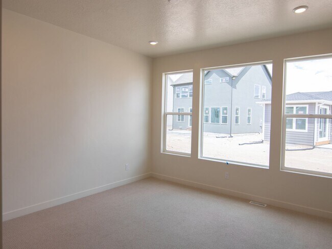 Building Photo - New 3-Bed Eagle Mountain Home!!