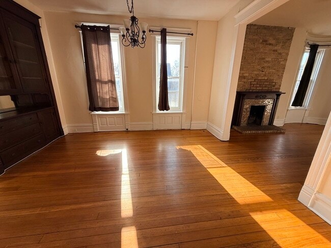 Building Photo - 1801 N Cleveland Ave