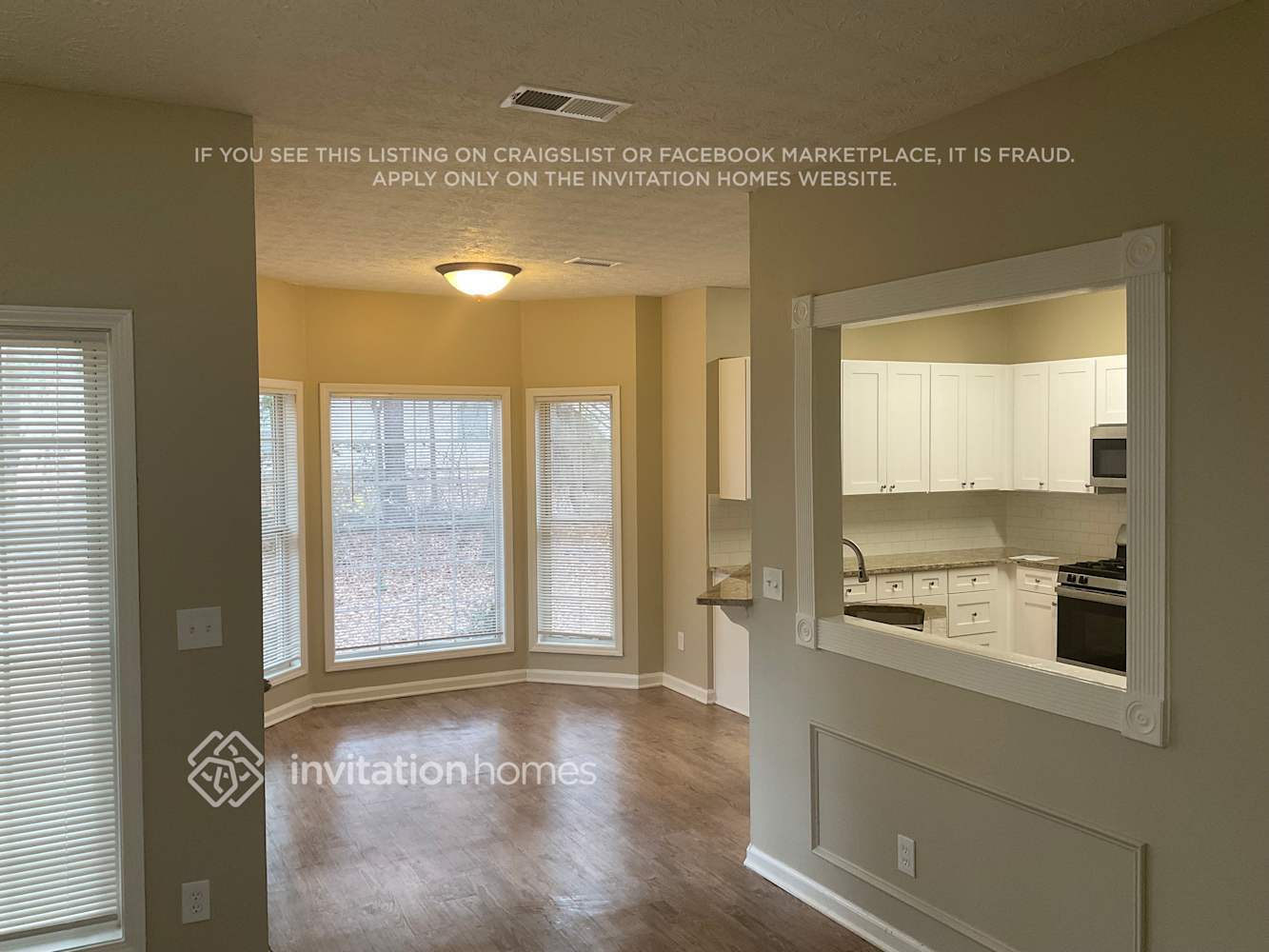 Building Photo - 526 Watson Bay