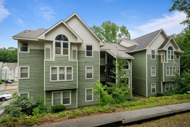 Building Photo - Stewart's Creek