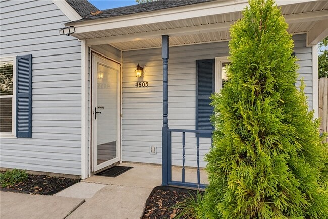 Building Photo - 4805 Bonita Pl