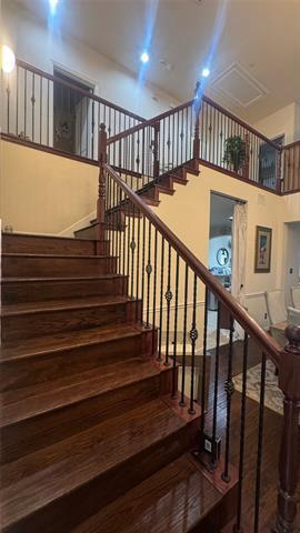 Building Photo - 824 Apple Hill Dr