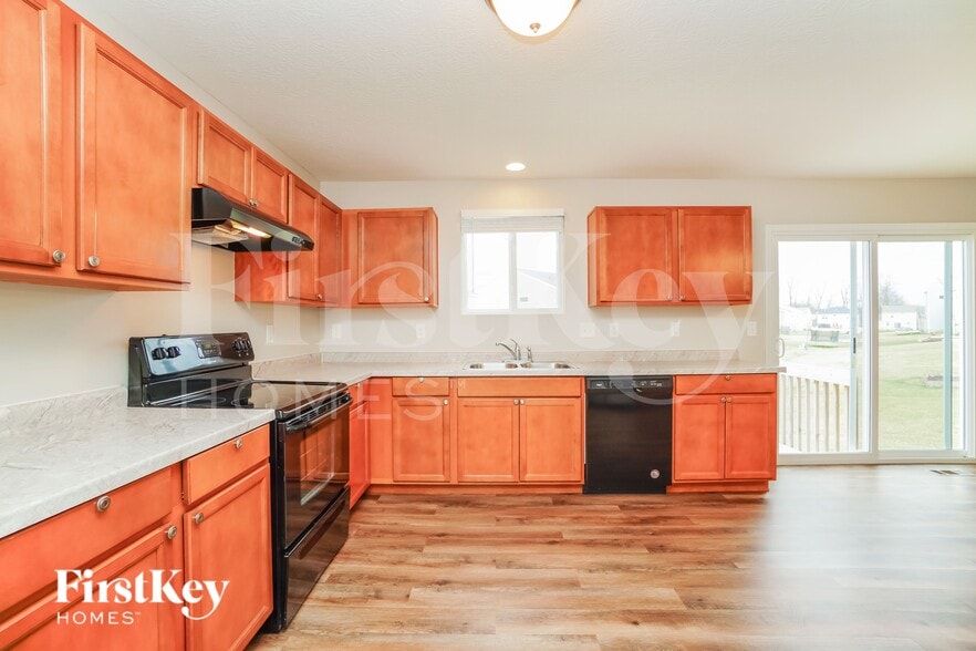 Building Photo - 8790 Conestoga Valley Dr