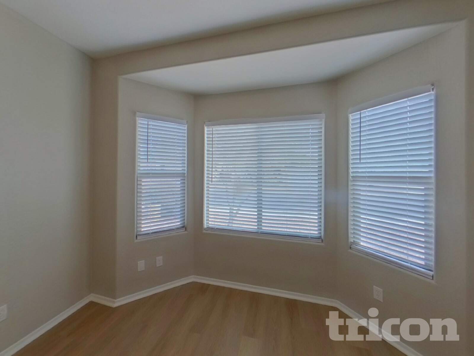 Building Photo - 6624 S 45th Glen