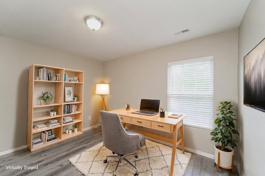 Building Photo - 3804 Larkhaven Village Dr