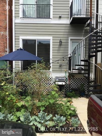 Building Photo - 39 U St NE