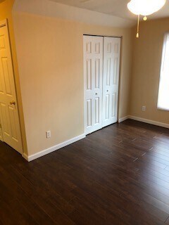 Building Photo - 515 S Fess Ave