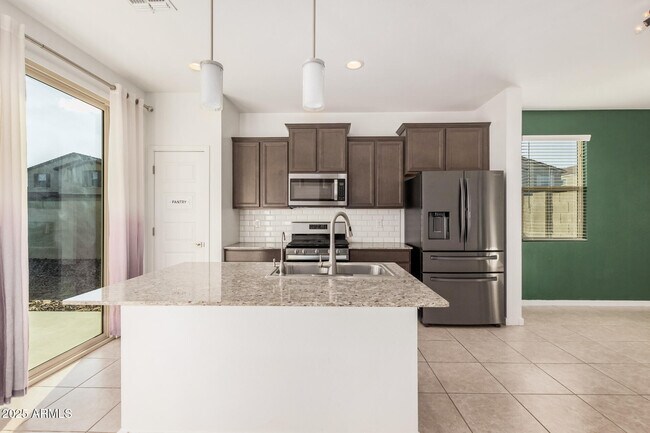 Building Photo - 399 Pelipa Dr