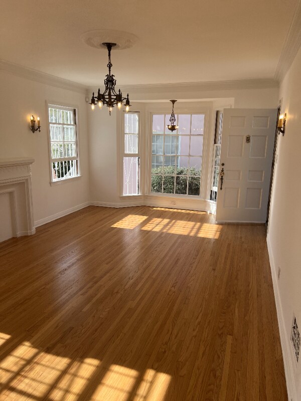 Building Photo - 4116-4120 Los Feliz Blvd