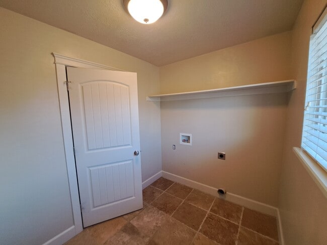 Building Photo - 1238 Baycrest Dr