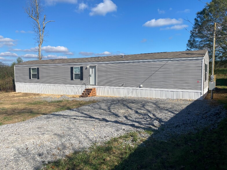 Building Photo - 604 Alexander Rd