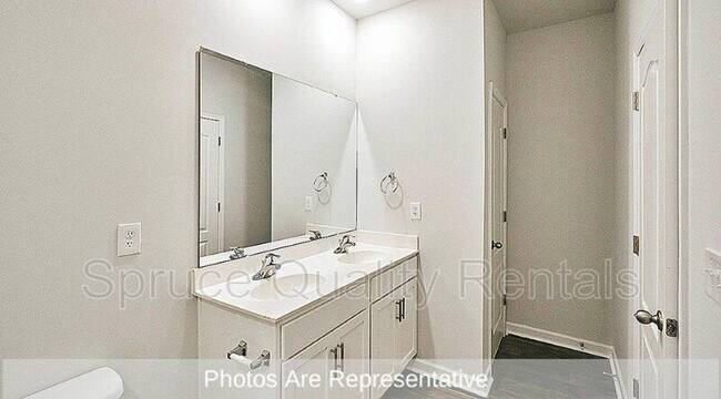 Building Photo - 1232 Aurora Glen Dr