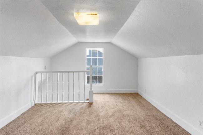 Building Photo - 1314 Fairview Dr