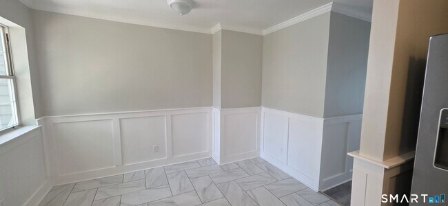 Building Photo - 769 Sylvan Ave