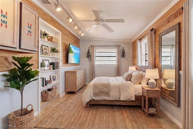 Building Photo - 2371 Baybreeze St