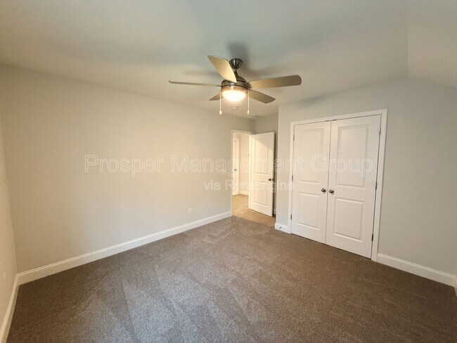 Building Photo - 8650 Windsor Hill Blvd