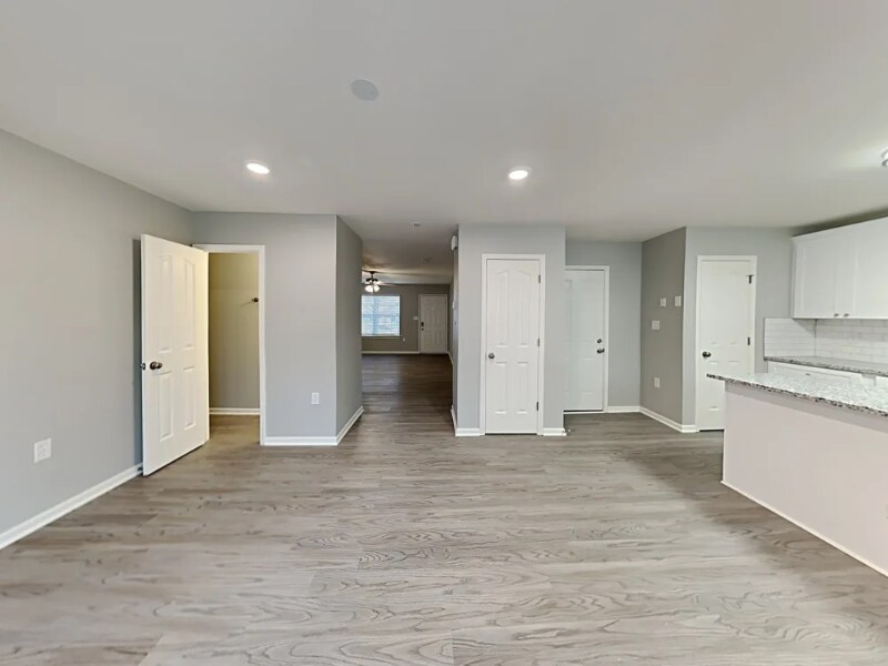 Building Photo - 345 Hunslet Cir