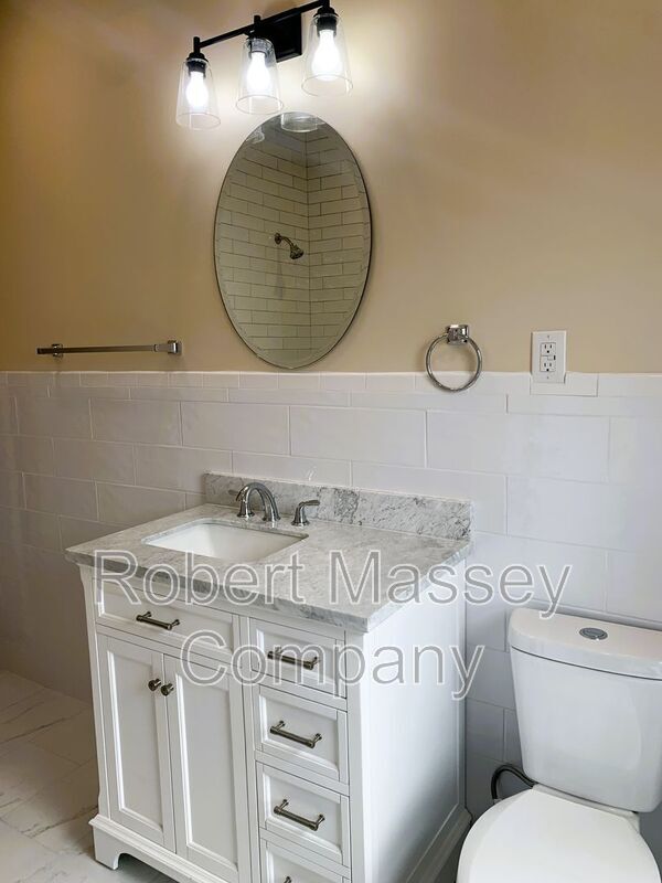 Building Photo - ****1275 Cherokee Road