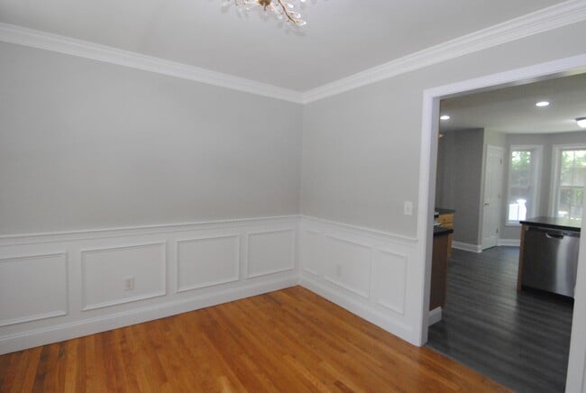 Building Photo - 46 Cherrywood Dr