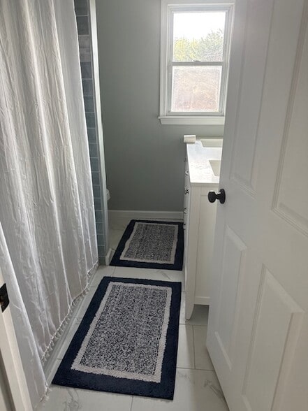 Building Photo - 4810 Meadowlark Dr