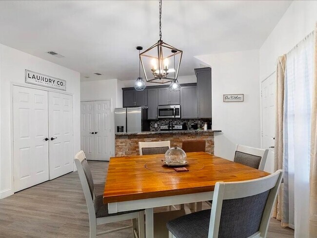 Building Photo - 126 Egret Cir