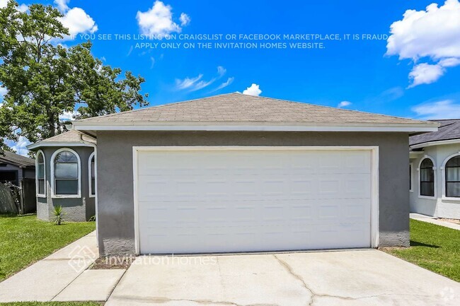 Building Photo - 1651 Ashwood Cir