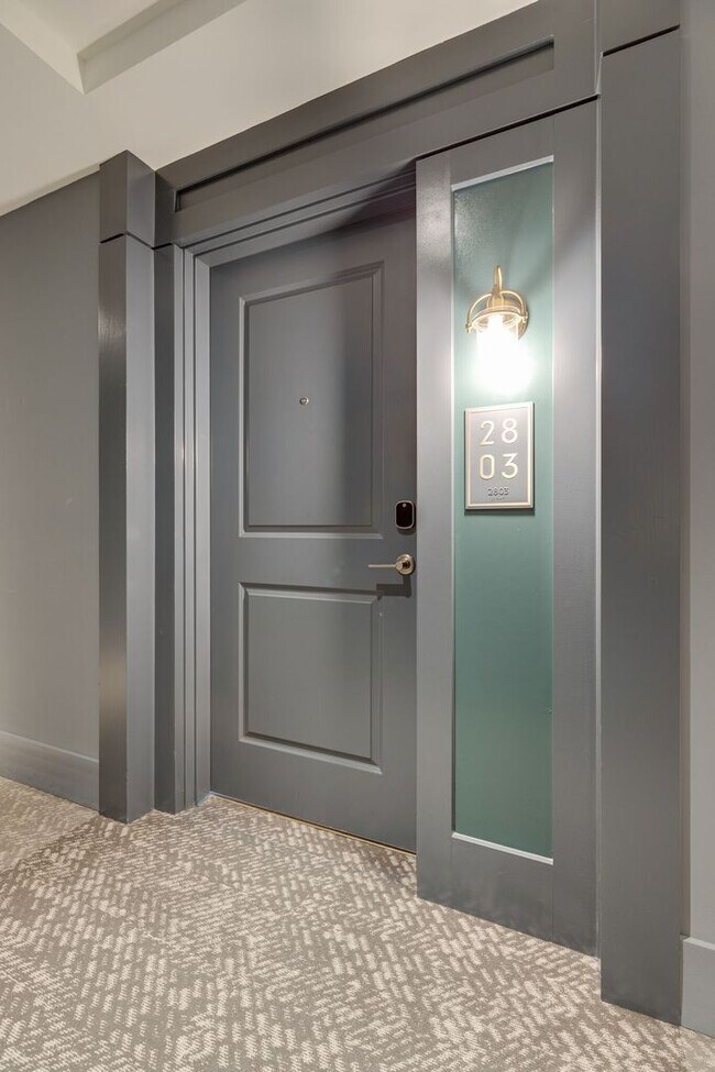 Building Photo - 2 Bedroom Luxury Condo w/ Exquisite Design and World-class Service