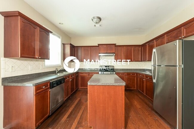 Building Photo - 4 Bedroom Pet-Friendly Home in Loganville, GA with Main Street Renewal