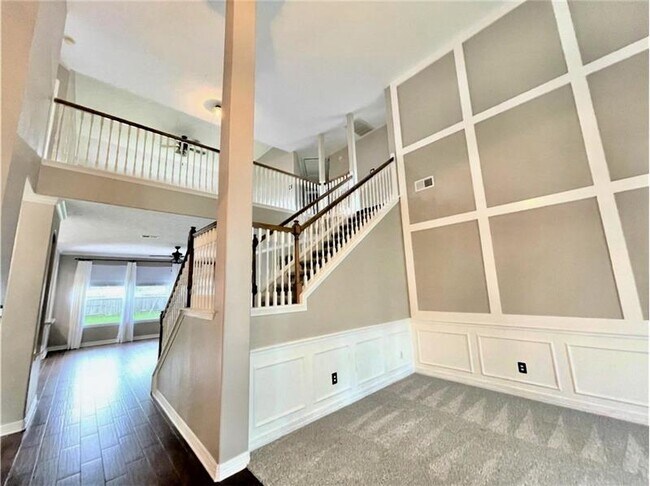 Building Photo - 16407 Stone Prairie Dr